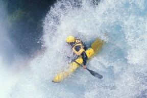 雷竞技电竞赛事-Karsa十场得分狂潮，热火极限挑战燃爆联盟